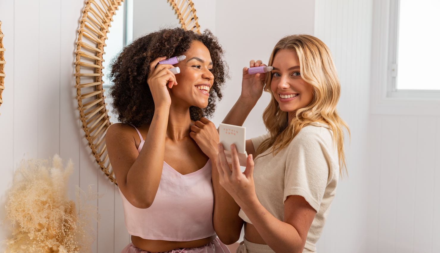 This $25 Roll-On Oil Delivers Visible Growth to Sparse Lashes & Brows Within 28 Days